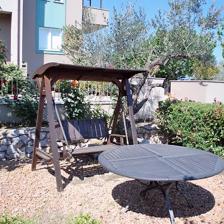 Opos Agapate * Pefki (Evia)
